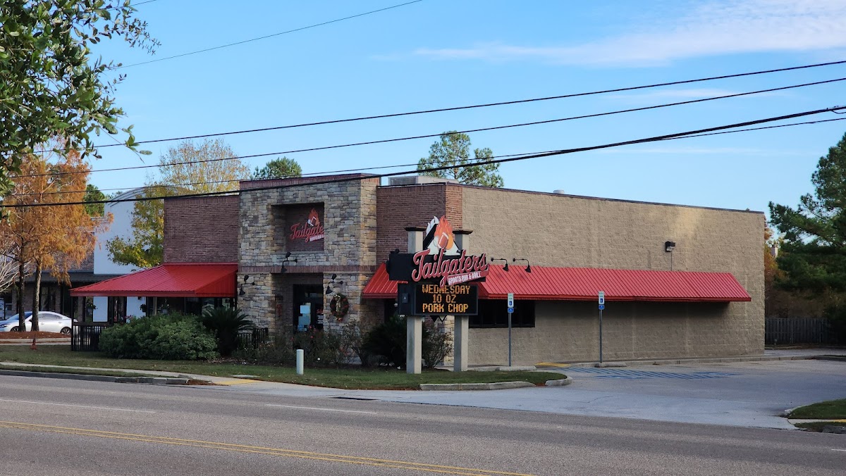 Tailgater's Sports Pub & Grill